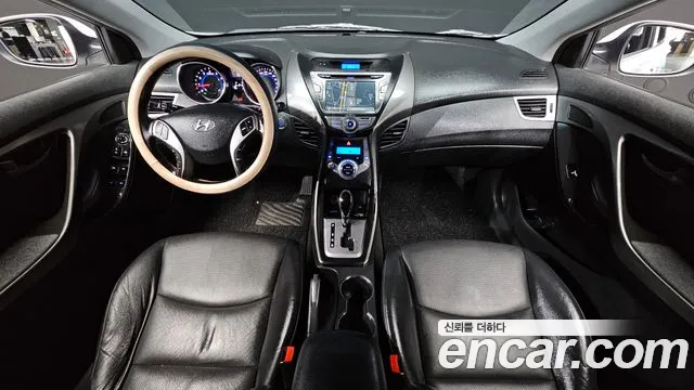 Hyundai Avante 2013 thumb 10