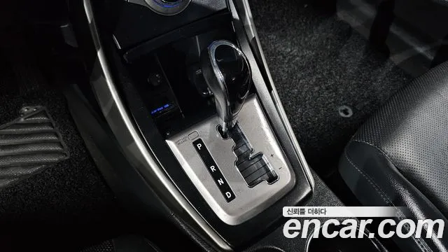 Hyundai Avante 2013 thumb 12