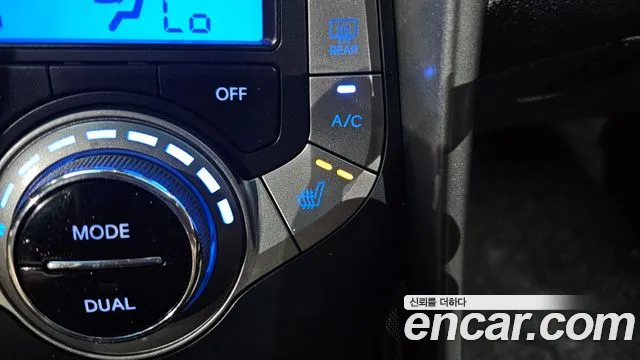 Hyundai Avante 2013 thumb 2