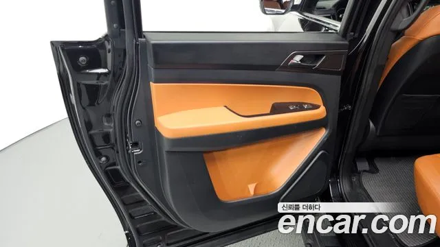 KGM Rexton 2022 thumb 2