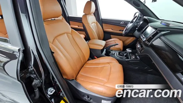 KGM Rexton 2022 thumb 10