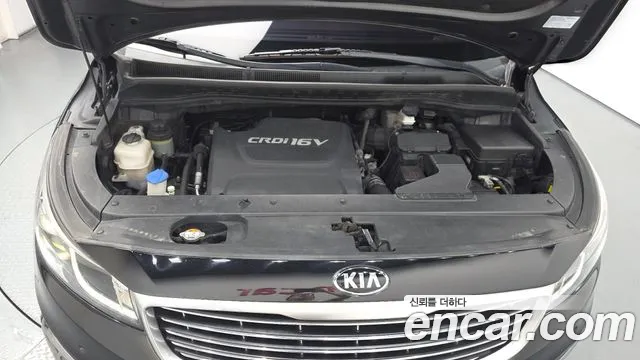 Kia Carnival 2016 thumb 12