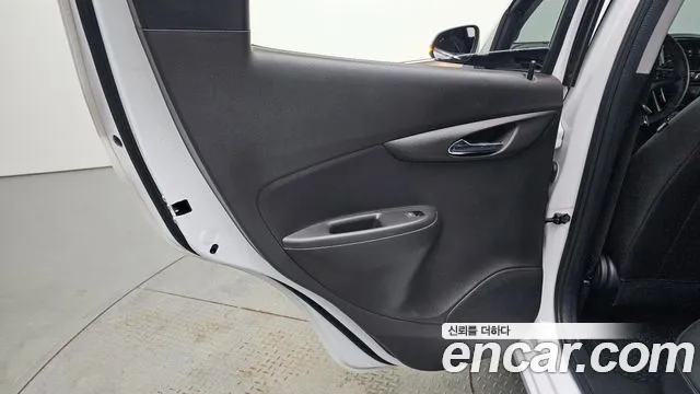Chevrolet Spark 2022 thumb 9