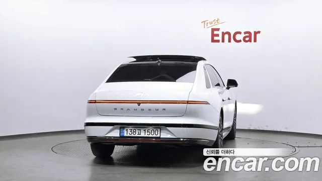 Hyundai Grandeur Hybrid 2023 thumb 9