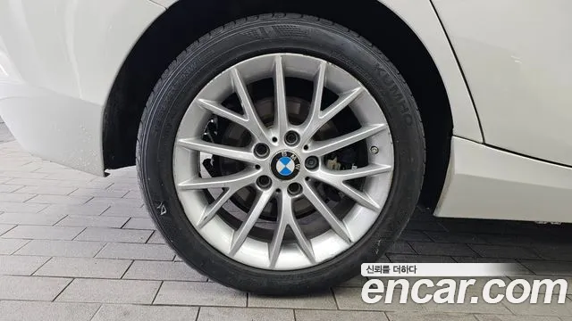 BMW 1 серии 2015 thumb 3