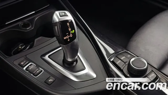 BMW 1 серии 2015 thumb 2