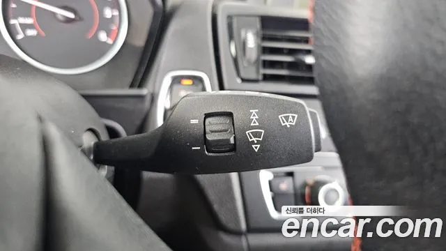 BMW 1 серии 2015 thumb 12