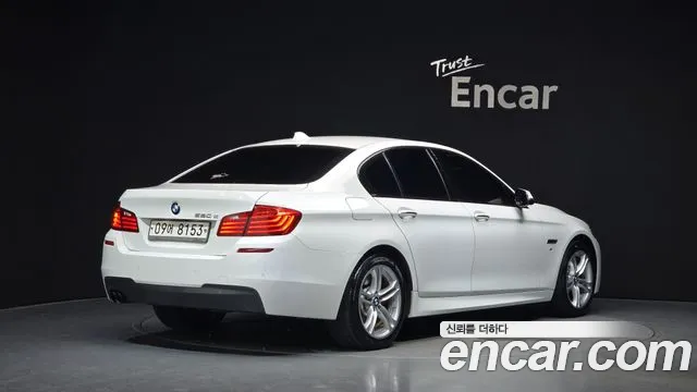 BMW 5 серии 2016 thumb 3