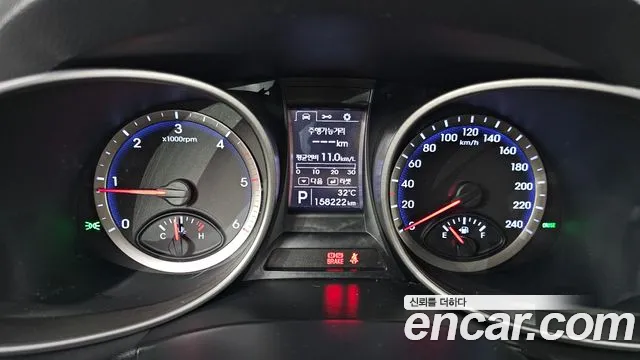 Hyundai Санта Фе 2012 thumb 9