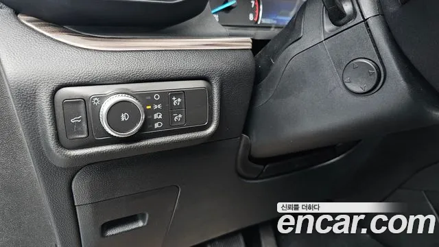 Ford Explorer 2020 thumb 7