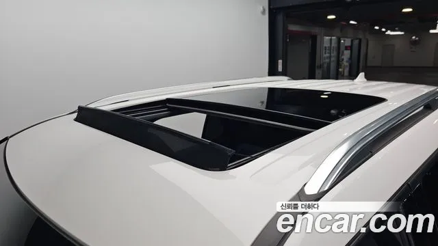 Ford Explorer 2020 thumb 5
