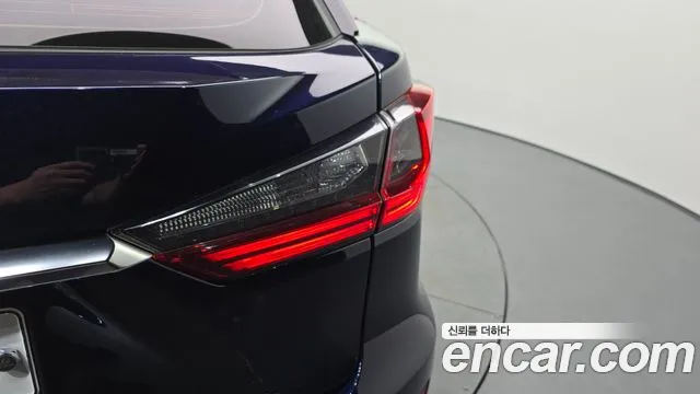 Lexus RX 450h 2018 thumb 12