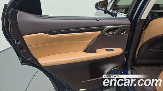 Lexus RX 450h 2018 thumb 6