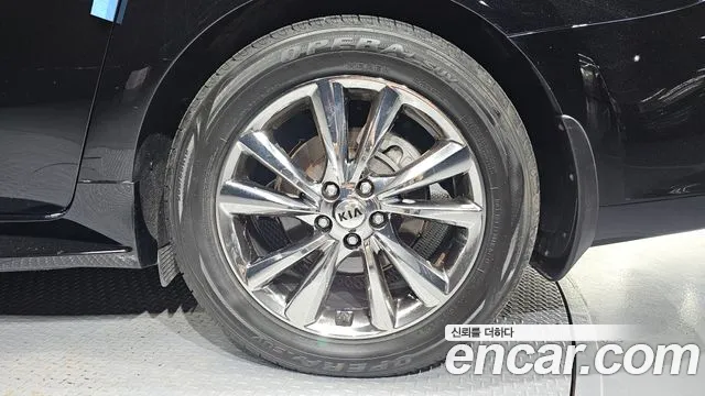 Kia Carnival 2019 thumb 12