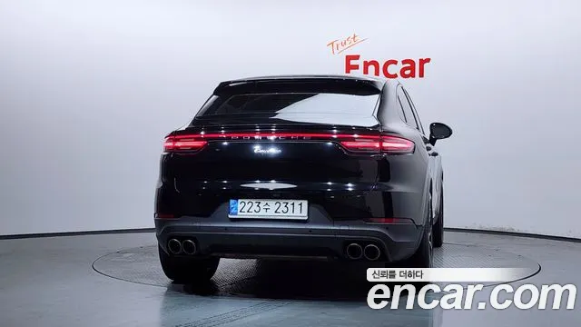 Porsche Cayenne 2022 thumb 7