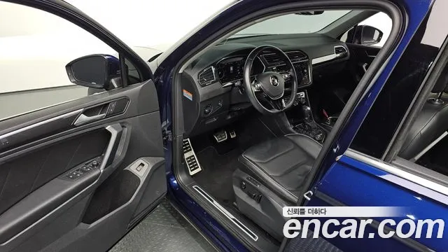 Volkswagen Tiguan 2018 thumb 7