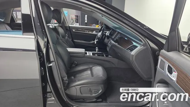 Genesis G80 2019 thumb 6