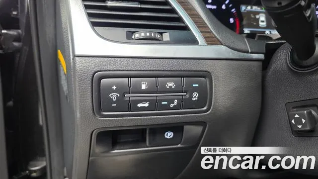 Genesis G80 2019 thumb 10