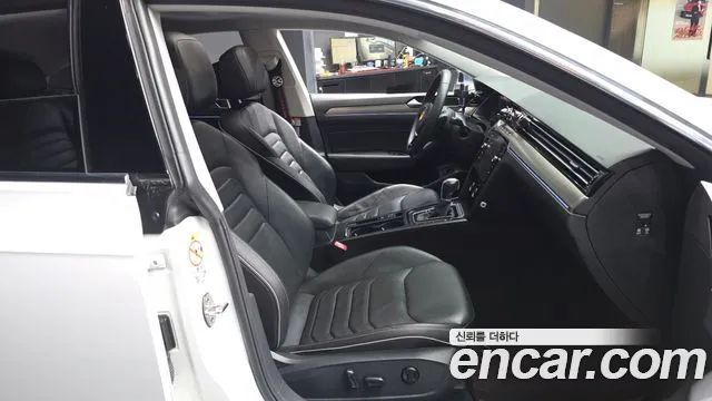 Volkswagen Arteon 2019 thumb 11
