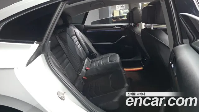 Volkswagen Arteon 2019 thumb 2