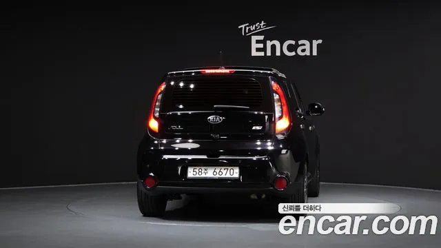 Kia Soul 2013 thumb 8