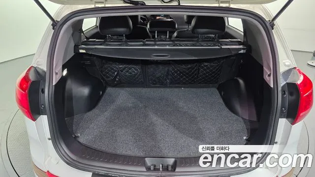 Kia Sportage 2010 thumb 7