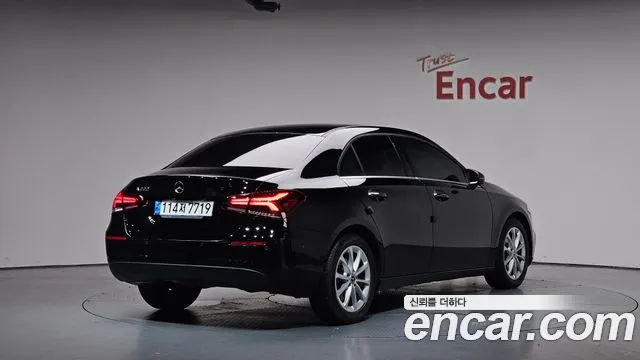 Mercedes-Benz A-Class 2020 thumb 6