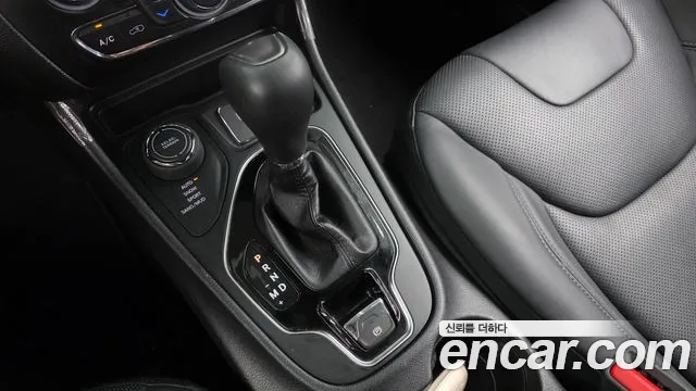 Jeep Cherokee 2020 thumb 10