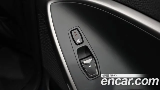 Hyundai Santafe 2017 thumb 8