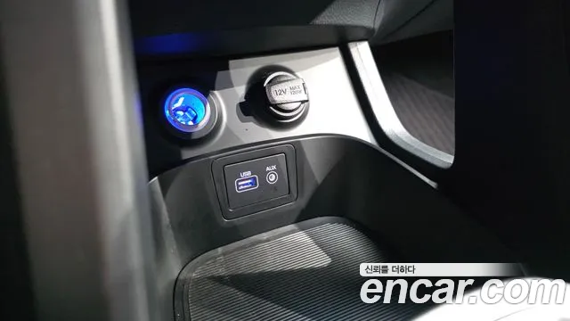 Hyundai Santafe 2017 thumb 2