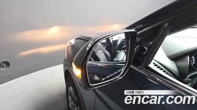 Hyundai Santafe 2017 thumb 12