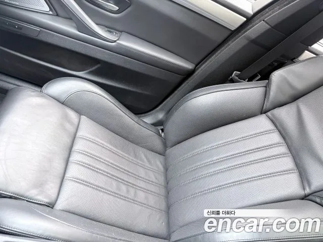 BMW M5 2014 thumb 11