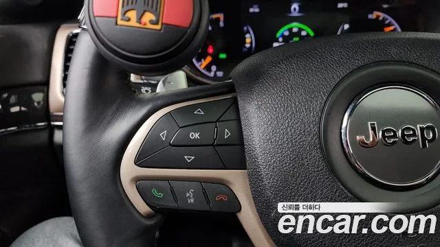 Jeep Grand Cherokee 2015 thumb 11