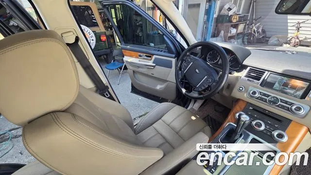 Land Rover Range Rover Sport 2009 thumb 3