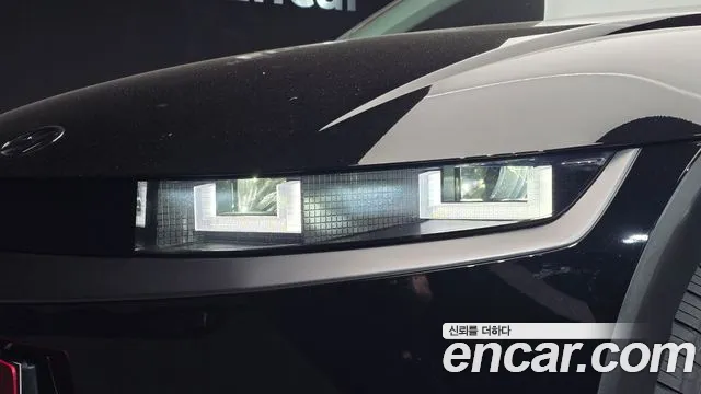 Hyundai Ioniq5 2021 thumb 4