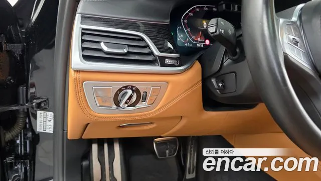 BMW 7 серии 2020 thumb 6