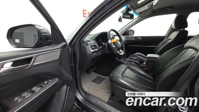 KGM Rexton 2018 thumb 9