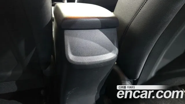 Hyundai Avante 2016 thumb 7