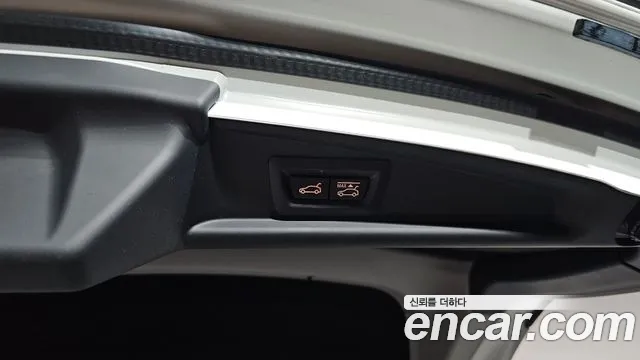 BMW 5 серии Gran Turismo 2013 thumb 3