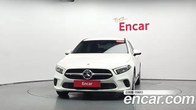 Mercedes-Benz A-Class 2020 thumb 6