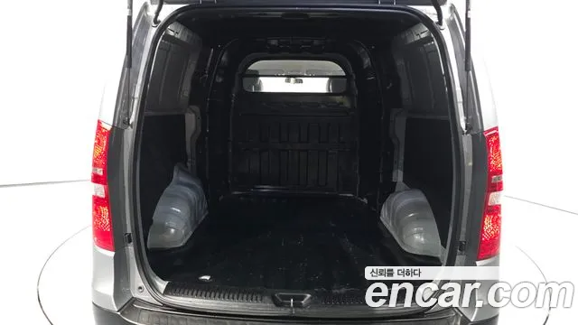 Hyundai Staria 2020 thumb 6
