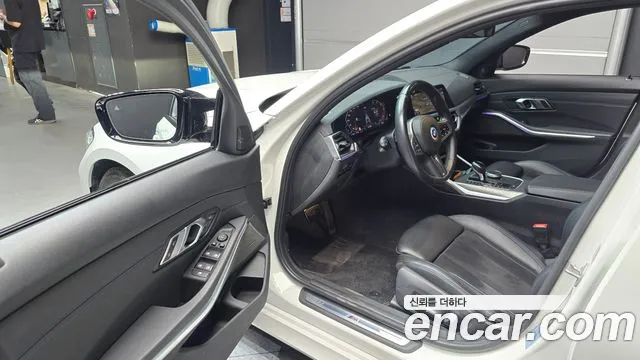 BMW 3 серии 2020 thumb 12