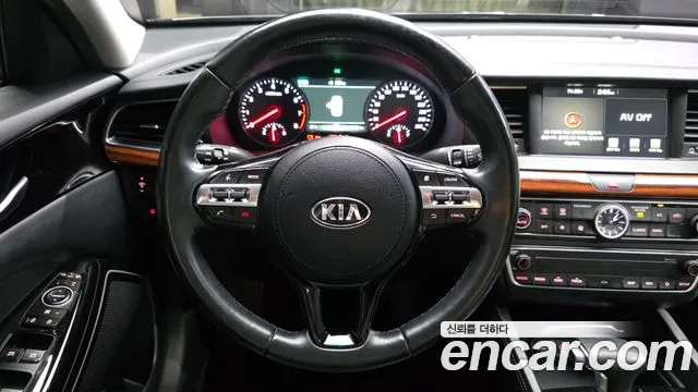 Kia K7 2017 thumb 3