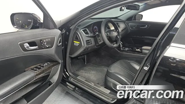 Kia K9 2013 thumb 10