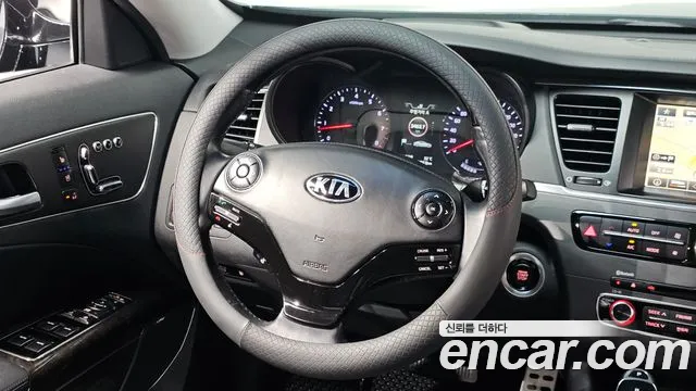 Kia K9 2013 thumb 3