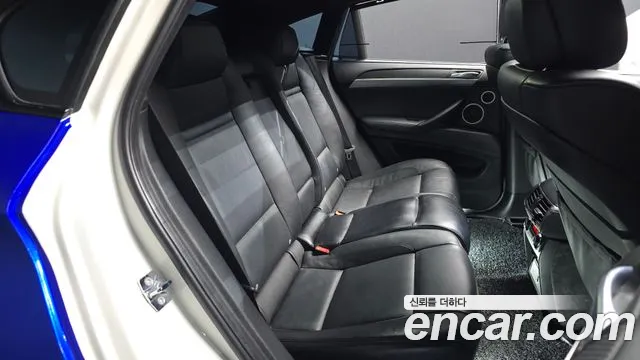 BMW X6M 2010 thumb 4