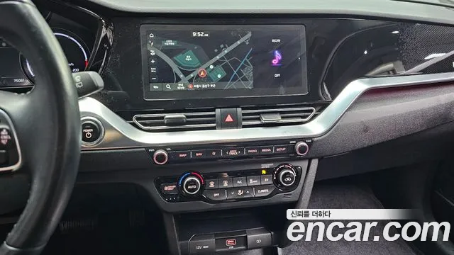 Kia EV 2021 thumb 2