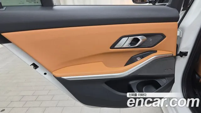 BMW 3 серии 2024 thumb 4