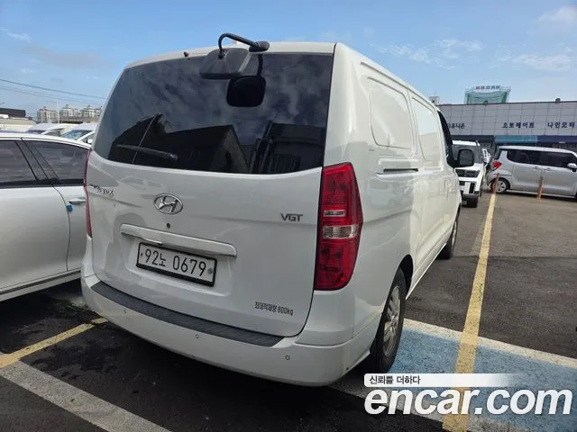Hyundai Staria 2020 thumb 4