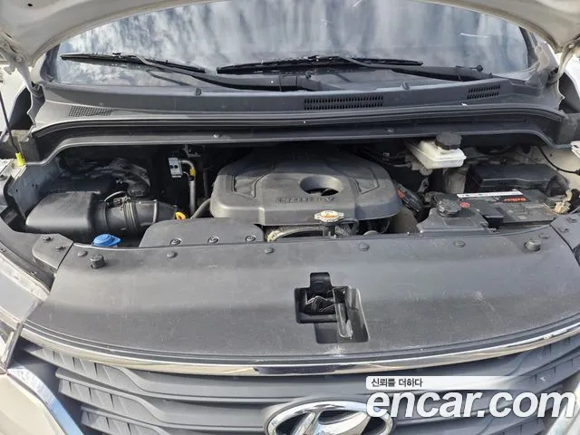 Hyundai Staria 2020 thumb 12